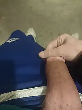 casper0303 online show from 02/09/25, 10:11