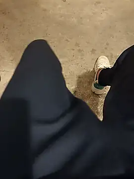 casper0303 online show from 02/13/25, 09:06