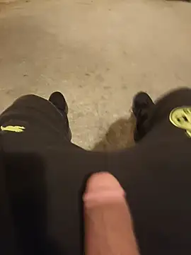 casper0303 online show from 03/04/25, 12:50