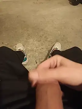 casper0303 online show from 03/23/25, 02:04