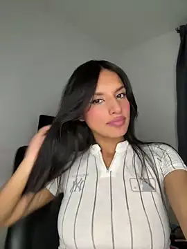 Dulceeany online show from 01/19/25, 04:33