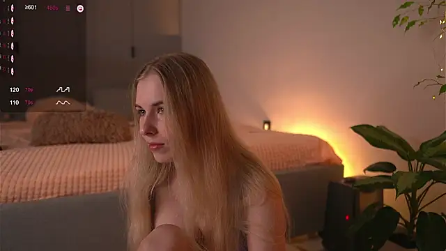 Snapshot of lorrie_love_story chatting on 01/03/25, 05:42 lorrie love story online show from 01/03/25, 05:42