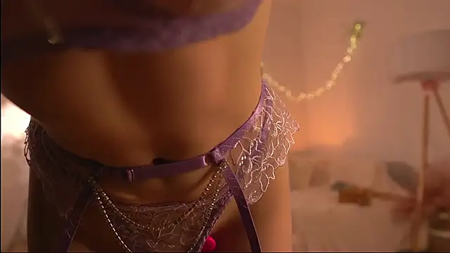 lorrie love story online show from 02/13/26, 10:00