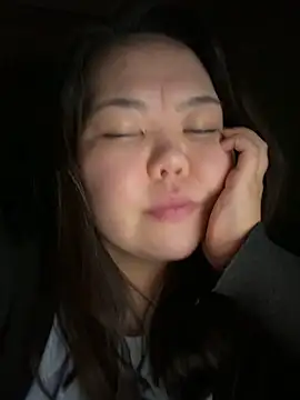 Snapshot of lunamas chatting on 04/01/26, 12:11 lunamas online show from 04/01/26, 12:11