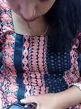 Snapshot of Urmila_bhabhii chatting on 01/27/25, 10:38 Urmila bhabhii online show from 01/27/25, 10:38