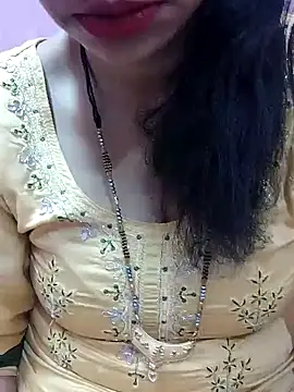 Snapshot of Urmila_bhabhii chatting on 02/02/25, 03:21 Urmila bhabhii online show from 02/02/25, 03:21