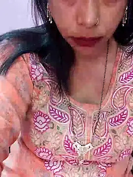 Snapshot of Urmila_bhabhii chatting on 03/03/25, 03:08 Urmila bhabhii online show from 03/03/25, 03:08