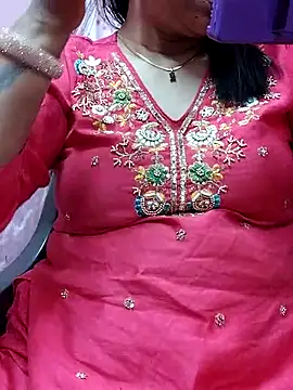 Snapshot of Urmila_bhabhii chatting on 03/22/25, 02:58 Urmila bhabhii online show from 03/22/25, 02:58