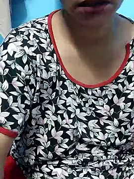 Snapshot of Urmila_bhabhii chatting on 09/20/25, 03:18 Urmila bhabhii online show from 09/20/25, 03:18