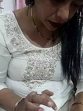 Urmila bhabhii online show from 01/08/26, 04:37