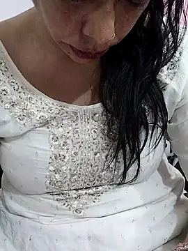 Urmila bhabhii online show from 02/19/26, 04:19