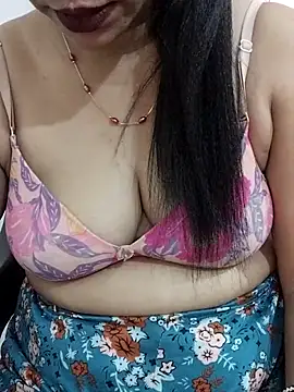 Snapshot of Urmila_bhabhii chatting on 04/09/26, 02:55 Urmila bhabhii online show from 04/09/26, 02:55