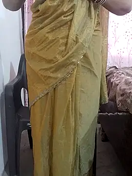 Snapshot of Urmila_bhabhii chatting on 04/10/26, 02:39 Urmila bhabhii online show from 04/10/26, 02:39