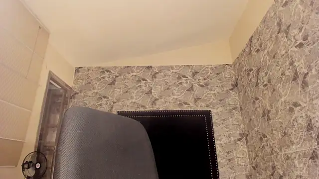 Estrella05  online show from 12/22/24, 04:28