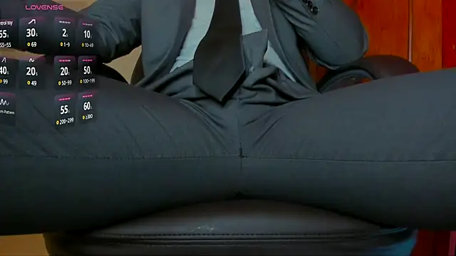 Snapshot of MrLonely02 chatting on 02/19/25, 09:14 MrLonely02 online show from 02/19/25, 09:14