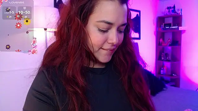 VictoriaMontero30000 online show from 03/17/25, 12:41