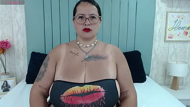 KarllaWalker online show from 02/03/25, 12:47