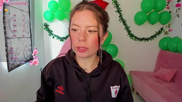 Snapshot of Susana_garcia_ chatting on 12/12/24, 06:31 Susana garcia  online show from 12/12/24, 06:31