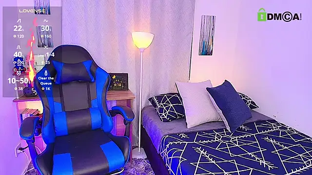 aron wi online show from 11/03/25, 10:38