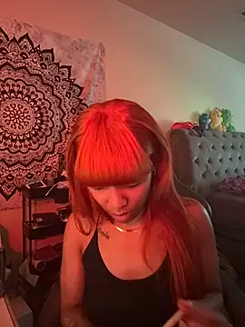 butterflybootyy online show from 10/10/25, 01:10