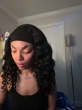 Snapshot of butterflybootyy chatting on 04/02/26, 10:13 butterflybootyy online show from 04/02/26, 10:13