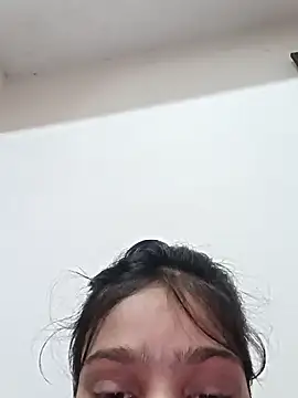 Snapshot of Riyu_05 chatting on 01/30/25, 06:56 Riyu 05 online show from 01/30/25, 06:56