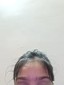 Snapshot of Riyu_05 chatting on 02/13/25, 10:23 Riyu 05 online show from 02/13/25, 10:23