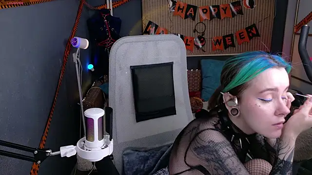 Cumpotik Eve online show from 11/29/25, 02:03