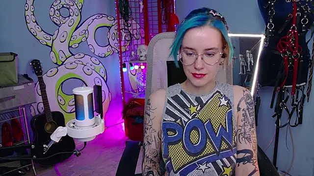 Cumpotik Eve online show from 04/15/26, 02:51