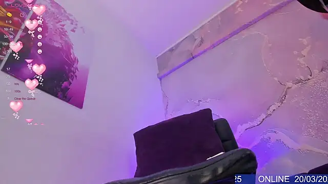 Snapshot of Dani_Sweet_Ts chatting on 03/21/25, 08:17 Dani Sweet Ts online show from 03/21/25, 08:17