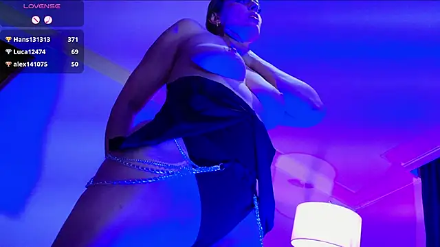 Lizzymontanaa online show from 12/30/24, 01:58