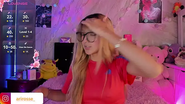 Snapshot of ariana_rosse__ chatting on 11/10/25, 02:05 ariana rosse online show from 11/10/25, 02:05