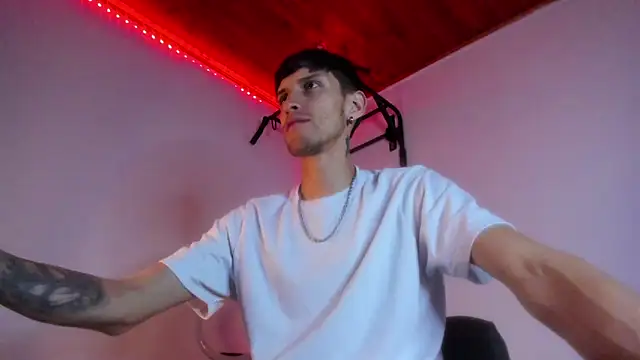 ImVen980 online show from 02/11/25, 01:31