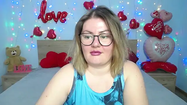 ZannaDreil online show from 03/01/25, 01:22