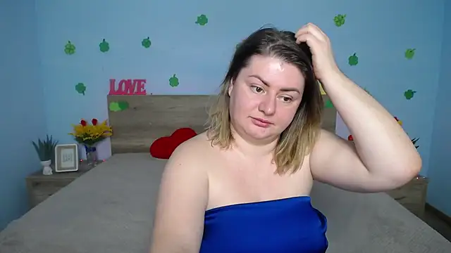 ZannaDreil online show from 03/21/25, 04:49