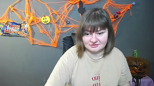 ZannaDreil online show from 11/04/25, 07:13