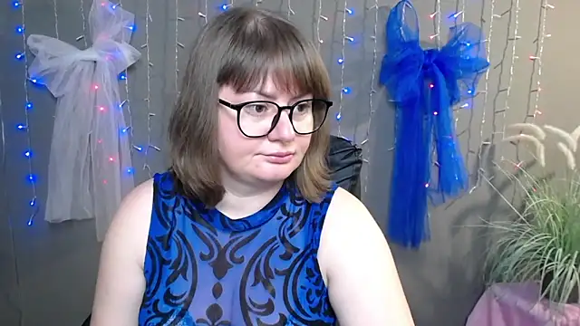 ZannaDreil online show from 11/22/25, 07:02