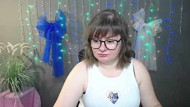 ZannaDreil online show from 12/05/25, 07:10