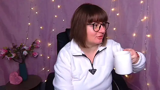 ZannaDreil online show from 03/09/26, 07:07