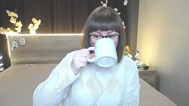 ZannaDreil online show from 04/05/26, 06:16