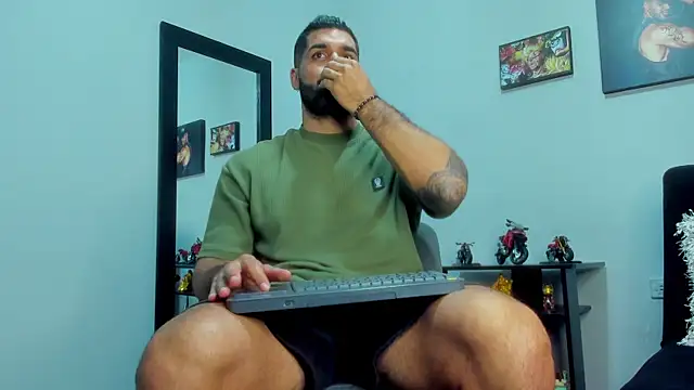 SamirHazard97 online show from 01/05/25, 01:56