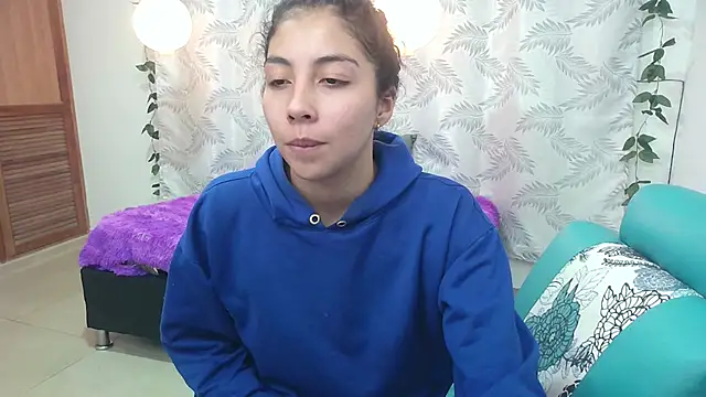 Snapshot of Mya_paris chatting on 12/27/24, 10:59 Mya paris online show from 12/27/24, 10:59