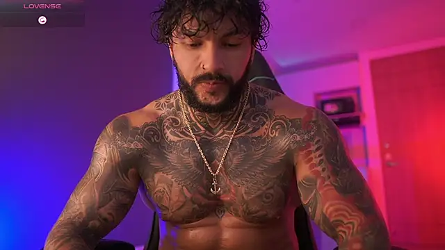 Snapshot of mariano_costa chatting on 11/21/25, 01:26 mariano costa online show from 11/21/25, 01:26