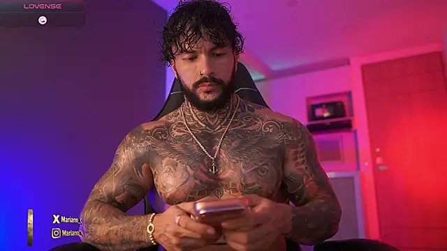 Snapshot of mariano_costa chatting on 11/27/25, 11:40 mariano costa online show from 11/27/25, 11:40