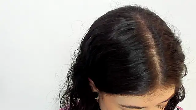 melody suarez online show from 12/27/24, 10:37