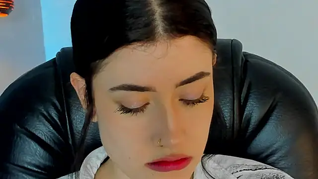 melody suarez online show from 01/17/25, 07:38