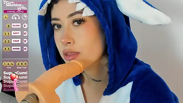 melody suarez online show from 03/04/25, 07:43