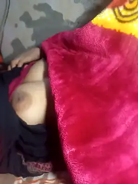 Indcople28 online show from 12/31/24, 07:07