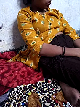 Indcople28 online show from 02/15/26, 08:05