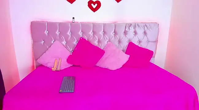 Cristal moon1 online show from 12/05/24, 10:12